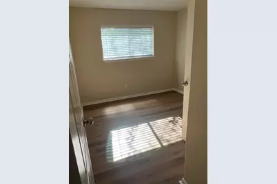 1014 Holly Street, Irving, TX 75061 - Photo 7