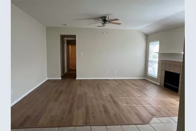 1014 Holly Street, Irving, TX 75061 - Photo 5