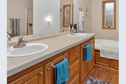 1170 Darrel Avenue, Glen Rose, TX 76043 - Photo 17