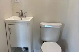 428 N State St, Lancaster, TX 75146 - Photo 3