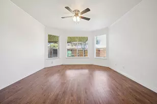 3873 Gillespie Dr, Carrollton, TX 75010 - Photo 7