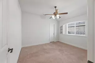 1310 Hearthstone Dr, Burleson, TX 76028 - Photo 9