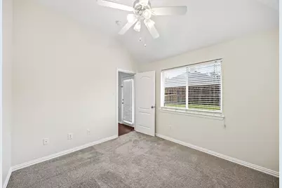 2804 Barco, Grand Prairie, TX 75054 - Photo 21