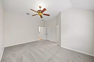 2804 Barco, Grand Prairie, TX 75054 - Photo 13