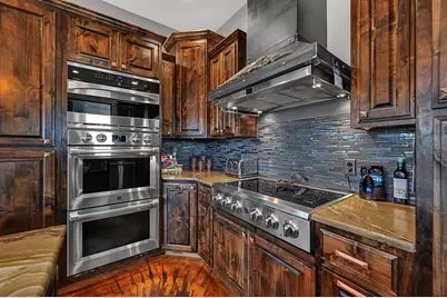 5004 Gholson Road, Waco, TX 76705 - Photo 9