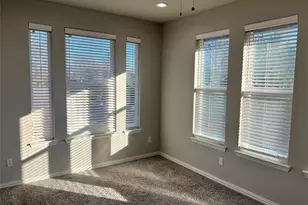 319 W Page Ave, Dallas, TX 75208 - Photo 21