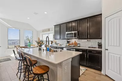 5533 Annie Creek Road, Fort Worth, TX 76126 - Photo 7