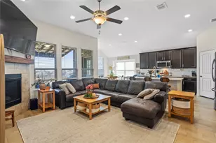 5533 Annie Creek Rd, Fort Worth, TX 76126 - Photo 5