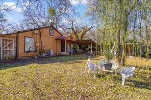 709 E Garnett St, Gainesville, TX 76240 - Photo 21