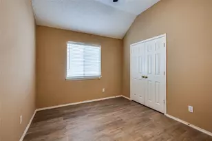 8520 Rock Creek Dr, Fort Worth, TX 76123 - Photo 19