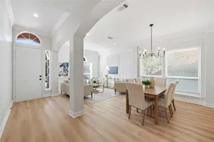 506 Castlerock Cir, Grand Prairie, TX 75052 - Photo 3