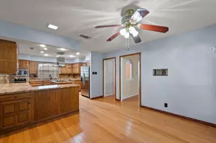 820 Newport Rd, Fort Worth, TX 76120 - Photo 13