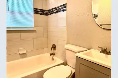 5433 Houghton Avenue, Fort Worth, TX 76107 - Photo 9