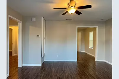 5433 Houghton Avenue, Fort Worth, TX 76107 - Photo 5