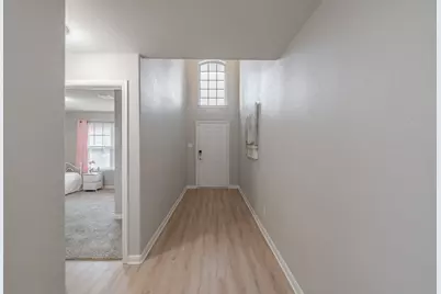 9041 Bronze Meadow Drive, Fort Worth, TX 76131 - Photo 11