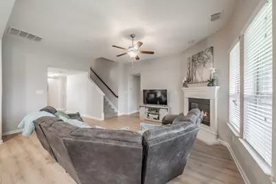 9041 Bronze Meadow Drive, Fort Worth, TX 76131 - Photo 17