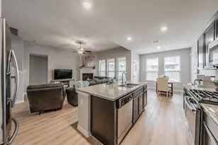 9041 Bronze Meadow Dr, Fort Worth, TX 76131 - Photo 23