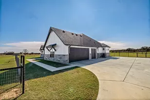 310 Runyan Rnch Rd, Tolar, TX 76476 - Photo 5