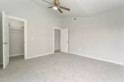 11915 Carson, Balch Springs, TX 75180 - Photo 17