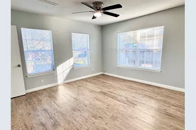 202 N Riverside Drive, Fort Worth, TX 76111 - Photo 15