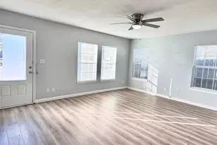 202 N Riverside Dr, Fort Worth, TX 76111 - Photo 5