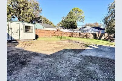 202 N Riverside Drive, Fort Worth, TX 76111 - Photo 25