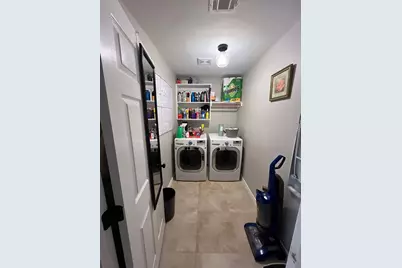 8404 Hillendale Drive, Plano, TX 75025 - Photo 13