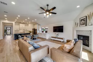 317 Foxthorne Way, Little Elm, TX 75068 - Photo 7