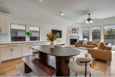 317 Foxthorne Way, Little Elm, TX 75068 - Photo 9