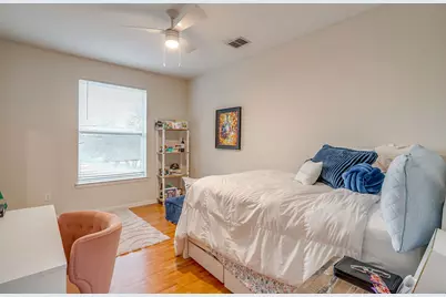 2700 McCart Avenue, Fort Worth, TX 76110 - Photo 17