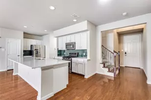 403 Teague Dr, Lewisville, TX 75067 - Photo 9