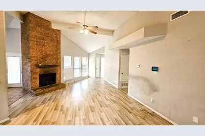 404 Lemon Drive, Arlington, TX 76018 - Photo 5