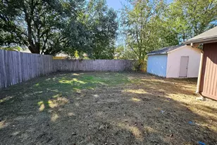 404 Lemon Dr, Arlington, TX 76018 - Photo 19