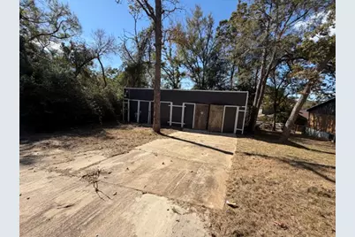 100 Post Oak, Hilltop Lakes, TX 77871 - Photo 5