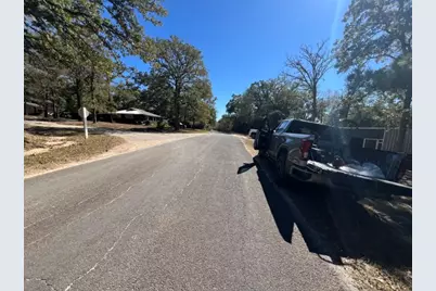 100 Post Oak, Hilltop Lakes, TX 77871 - Photo 3