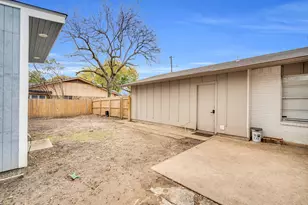 1226 Acton Ct, Duncanville, TX 75137 - Photo 7