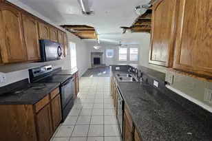 1941 Indian Lilac Dr, Lancaster, TX 75146 - Photo 13