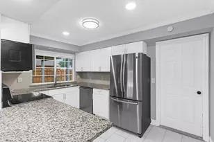 1425 Whitney Dr, Garland, TX 75040 - Photo 11