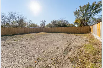 1321 Friendship Drive, Dallas, TX 75217 - Photo 23