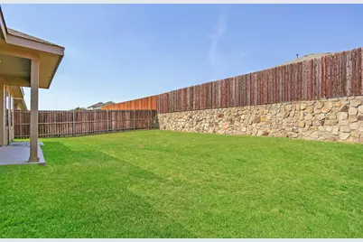 10024 Poinsett Way, Fort Worth, TX 76108 - Photo 15