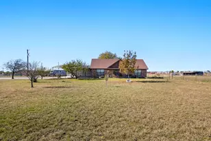 792 Co Rd 4213, Decatur, TX 76234 - Photo 3