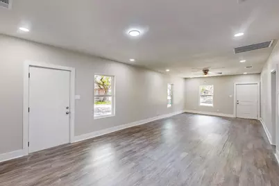 1500 W Collin Street, Corsicana, TX 75110 - Photo 11