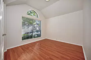 107 Crepe Myrtle Dr, Euless, TX 76039 - Photo 31