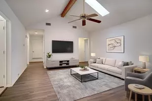 2813 Woodpath Ln, Bedford, TX 76021 - Photo 5