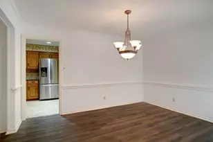 2813 Woodpath Ln, Bedford, TX 76021 - Photo 7