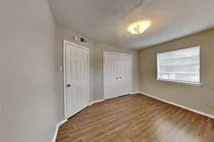 329 Deer Creek Rd, Everman, TX 76140 - Photo 11