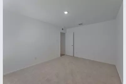 9752 Platteview Road, Fort Worth, TX 76179 - Photo 25