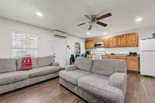 205 E Marguerita Dr, Garland, TX 75040 - Photo 17