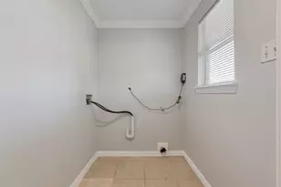 205 E Marguerita Dr, Garland, TX 75040 - Photo 13