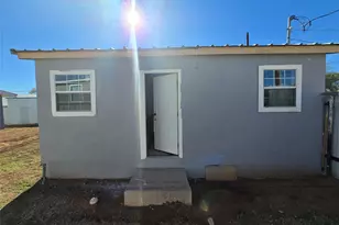 309 NE 4th St, Andrews, TX 79714 - Photo 23